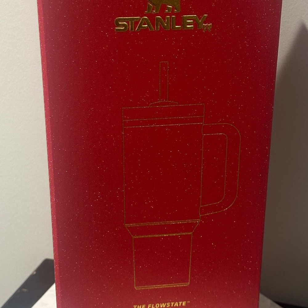 stanley 40oz scarlet tinsel - Picture 9 of 10